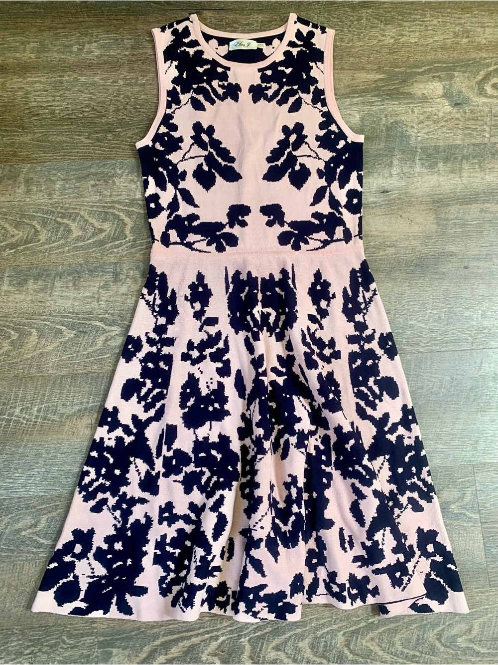 Eliza J cocktail Fit & Flare Sleeveless Pink Dress with Navy  Floral Jacquard
